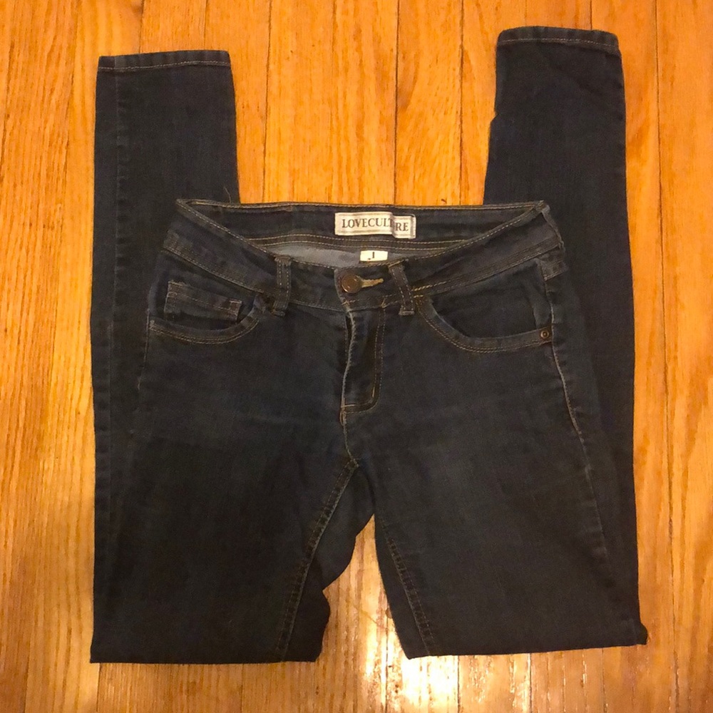 Love Culture size 1 dark wash skinny jeans